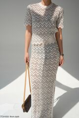Zigzag Desenli Krem/Siyah Etekli Takım Krem - STD