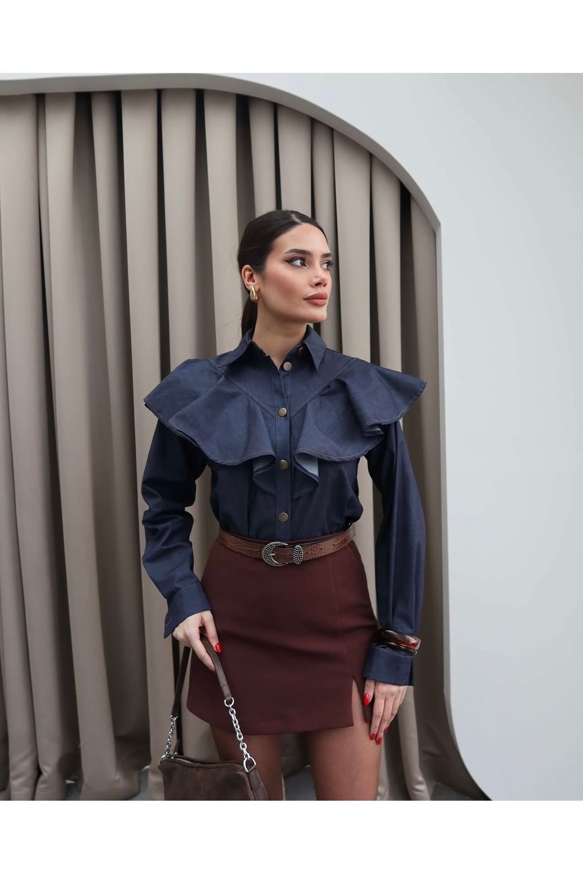 Önden Düğmeli Pile Detay Özel Tasarım Denim Gömlek Koyu Mavi - L