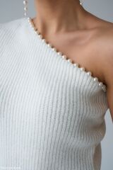 Tek Omuz İnci Detaylı Özel Tasarım Kazak Beyaz - STD