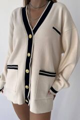 Çift Cep Detaylı Uzun Kol Düğmeli Şeritli V Yaka Triko Hırka Bej - STD