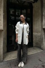 Deri Yakalı ve Fermuarlı Ekru Ceket Bej - M