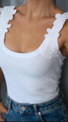 Omuzdan Dantelli Askılı Bluz Beyaz - L