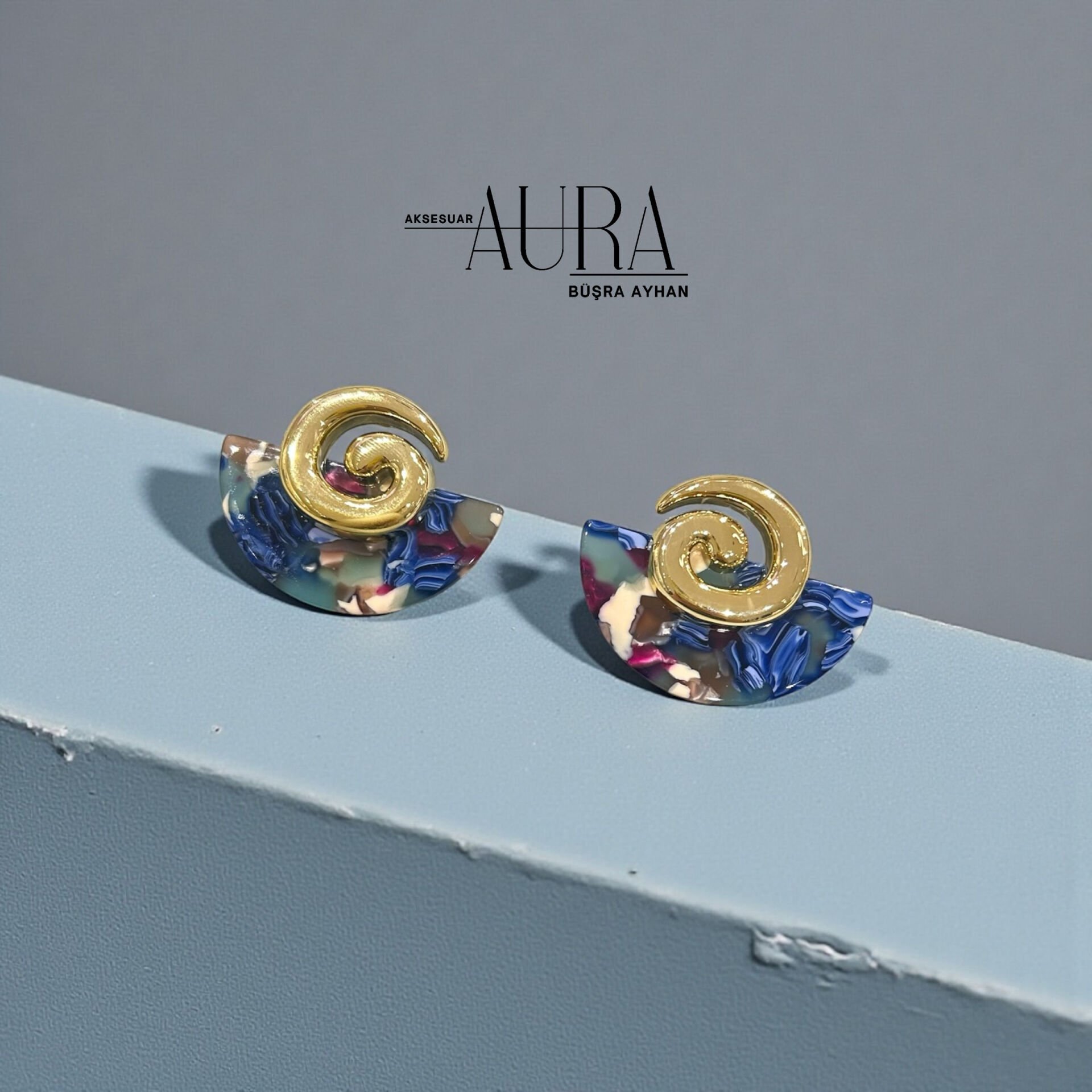 Mermer Desenli Yarım Ay Vip Küpe Mavi