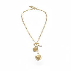 Güneş Figürlü İnci Detaylı Gold Charm Kolye