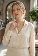 Güneş Figürlü İnci Detaylı Gold Charm Kolye