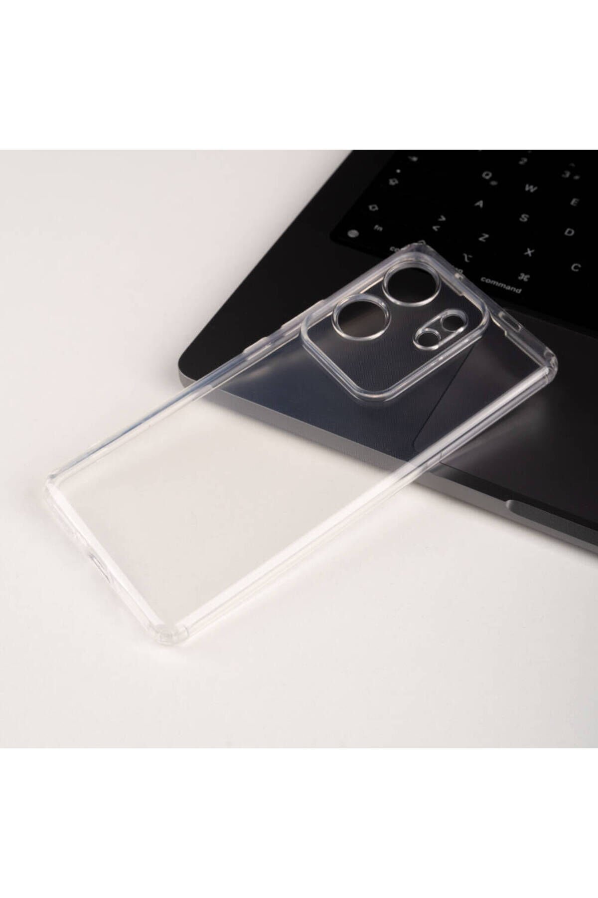 İnfinix Zero 30 4G Kılıf BSAY 2mm Anti Shock Silikon - Renksiz Renksiz