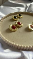 Taşlı Tasarım Çiçek Küpe Kırmızı