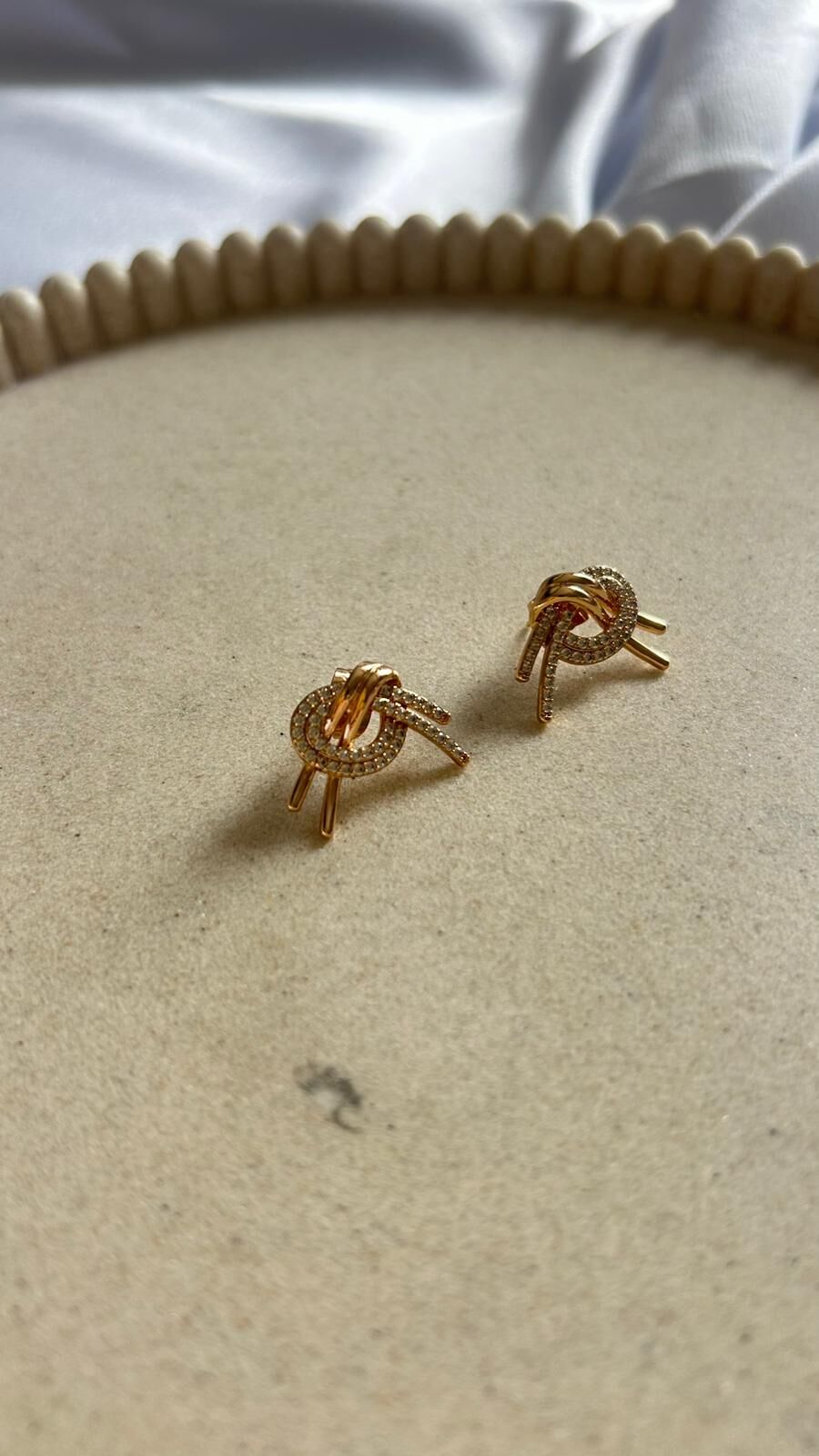 Xuping Taşlı Küpe