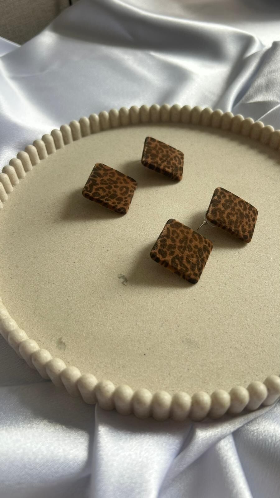 Leopar Desenli Kare Küpe