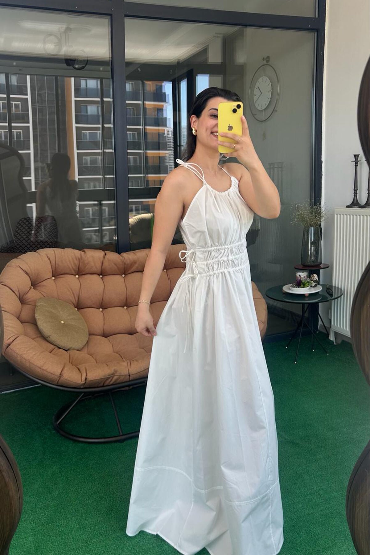 Büzgü Detaylı Askılı Maxi Elbise Beyaz - S