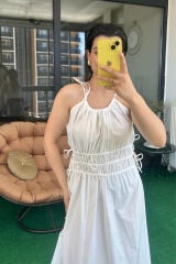 Büzgü Detaylı Askılı Maxi Elbise Beyaz - M