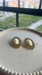 İnci Detaylı Gold Oval Küpe