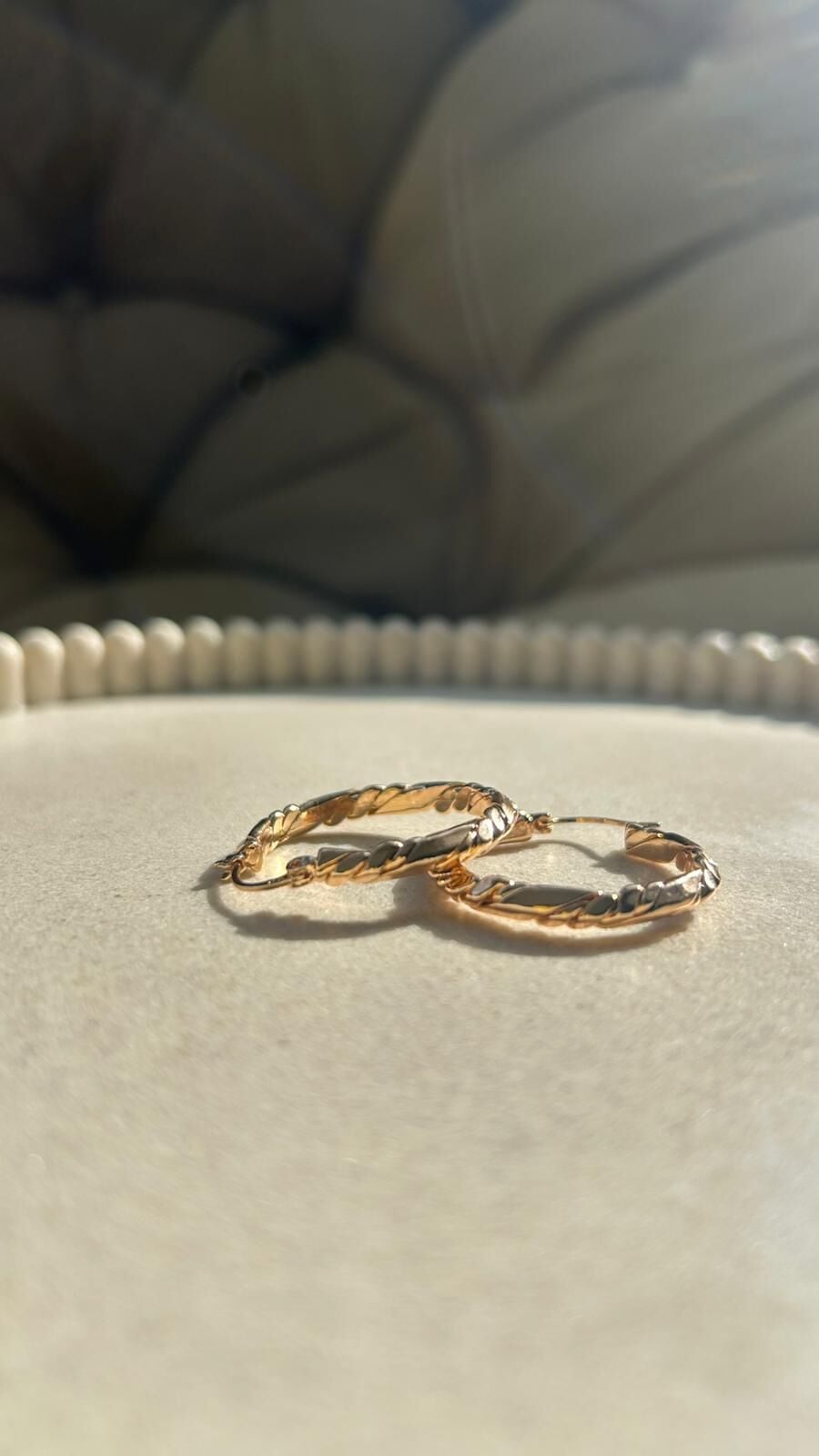 Xuping Burgu Detaylı Halka Küpe